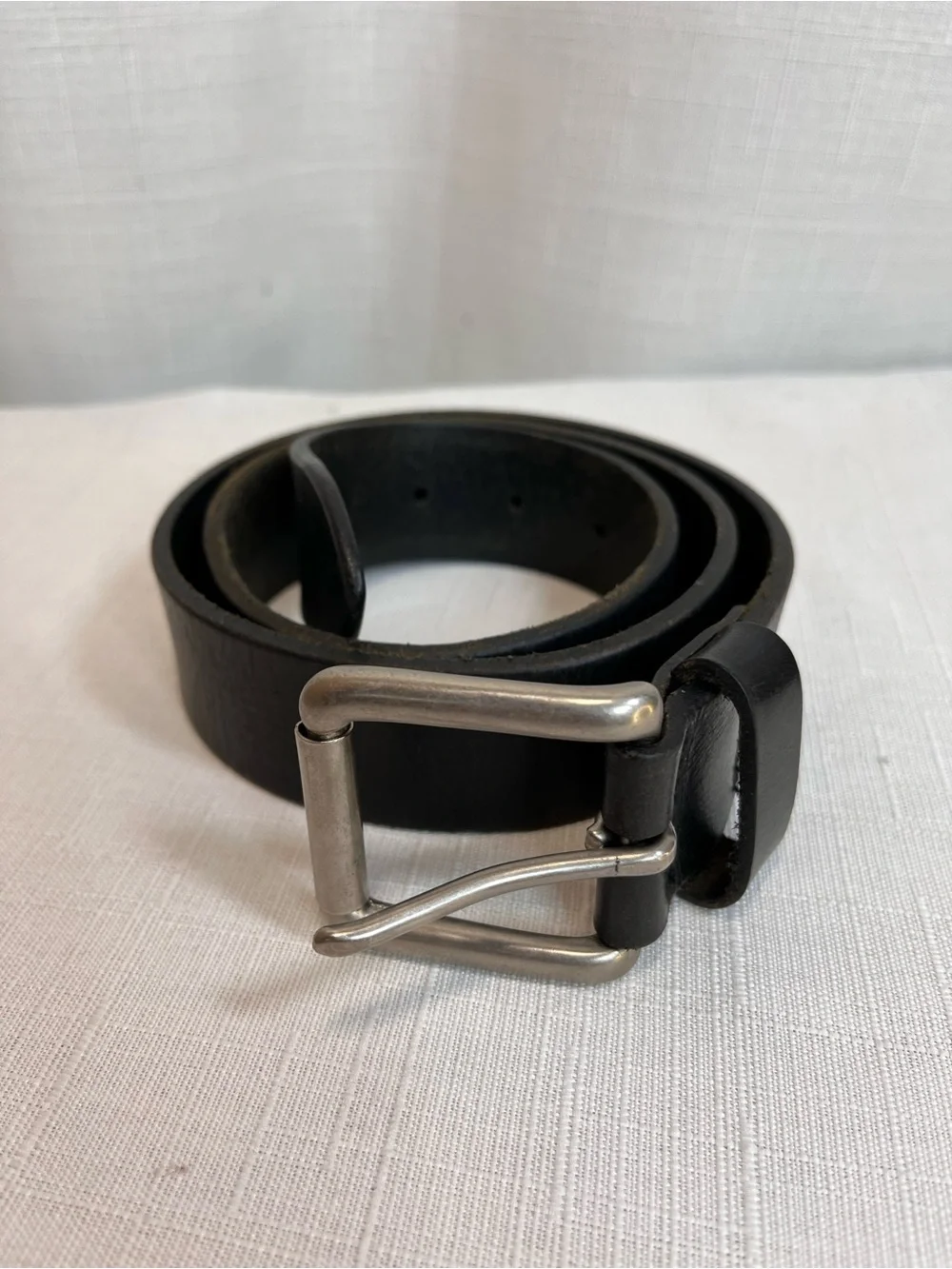 LL Bean Black Cowhide Leather Belt Solid Brass Buckle USA Size 30 Fits 27–33
